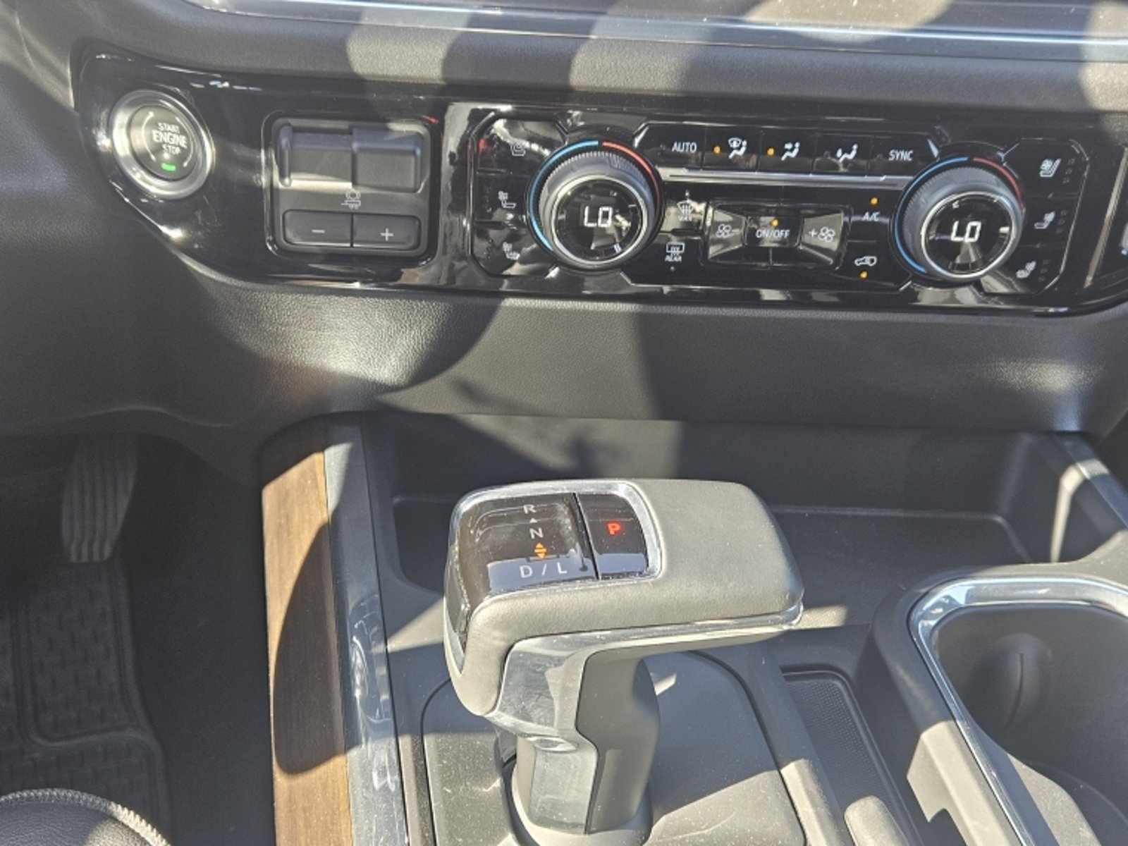 CHEVROLET SILVERADO SILVERADO 4X4 3.0L AUT 2024 - Imagen 12 de 20