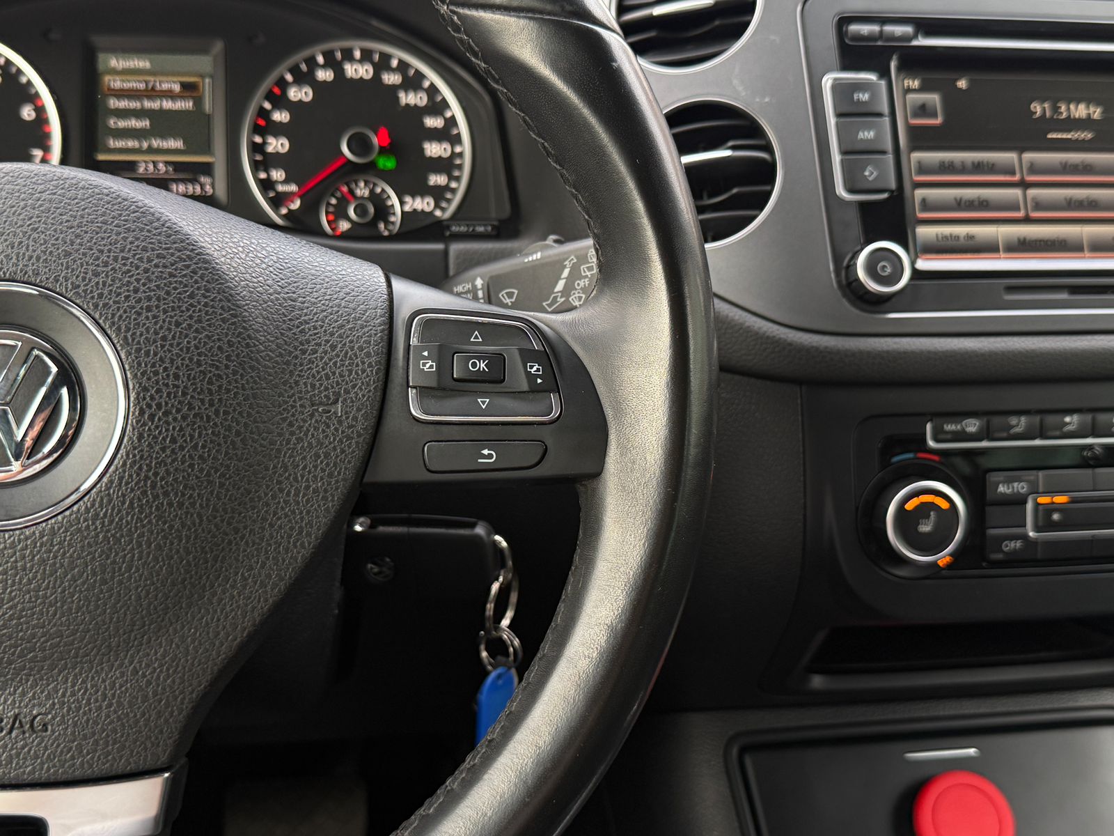 VOLKSWAGEN Tiguan 2014 - Imagen 15 de 20