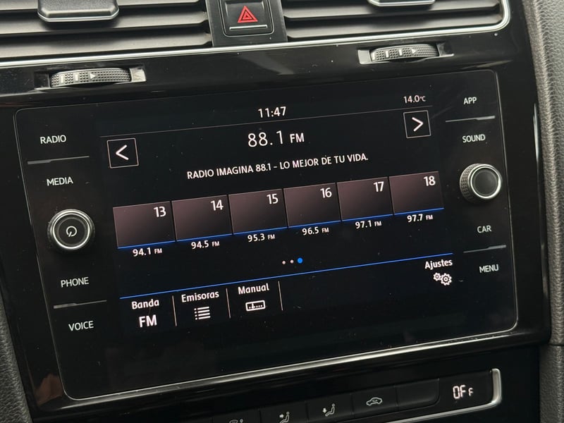 Volkswagen Golf 2018 - Imagen 17 de 20
