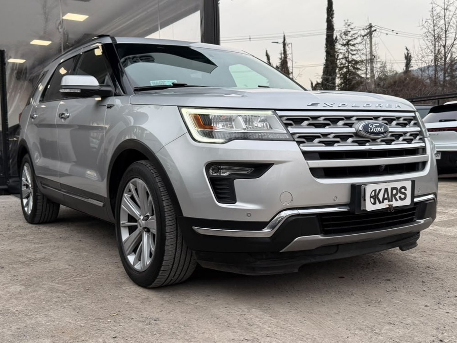 Ford Explorer 2019 - Foto 3 de 20