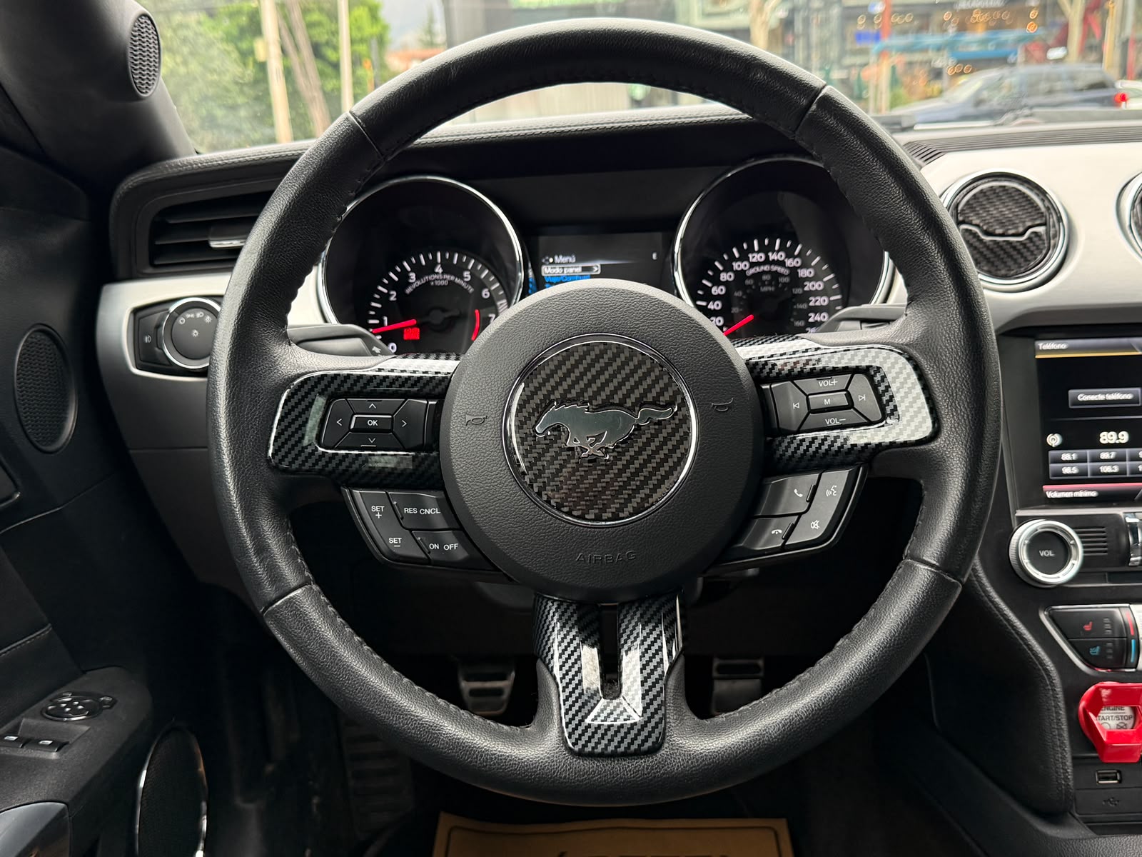 Ford Mustang 2016 - Imagen 13 de 20
