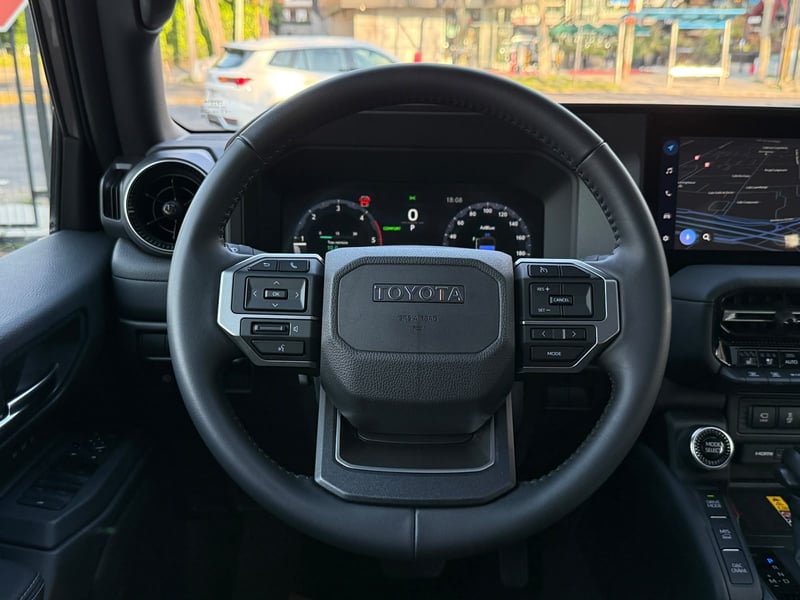 Toyota Land Cruiser Prado 2025 - Imagen 12 de 20
