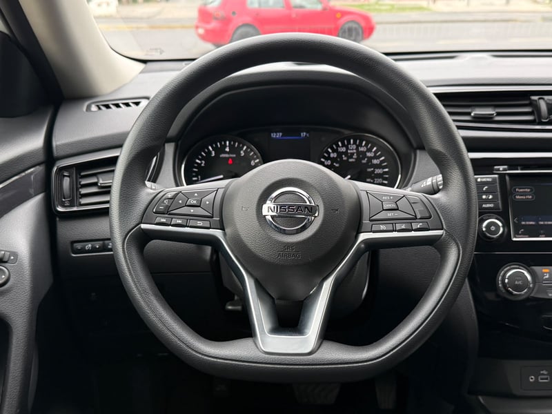 Nissan Xtrail 2023 - Imagen 13 de 20