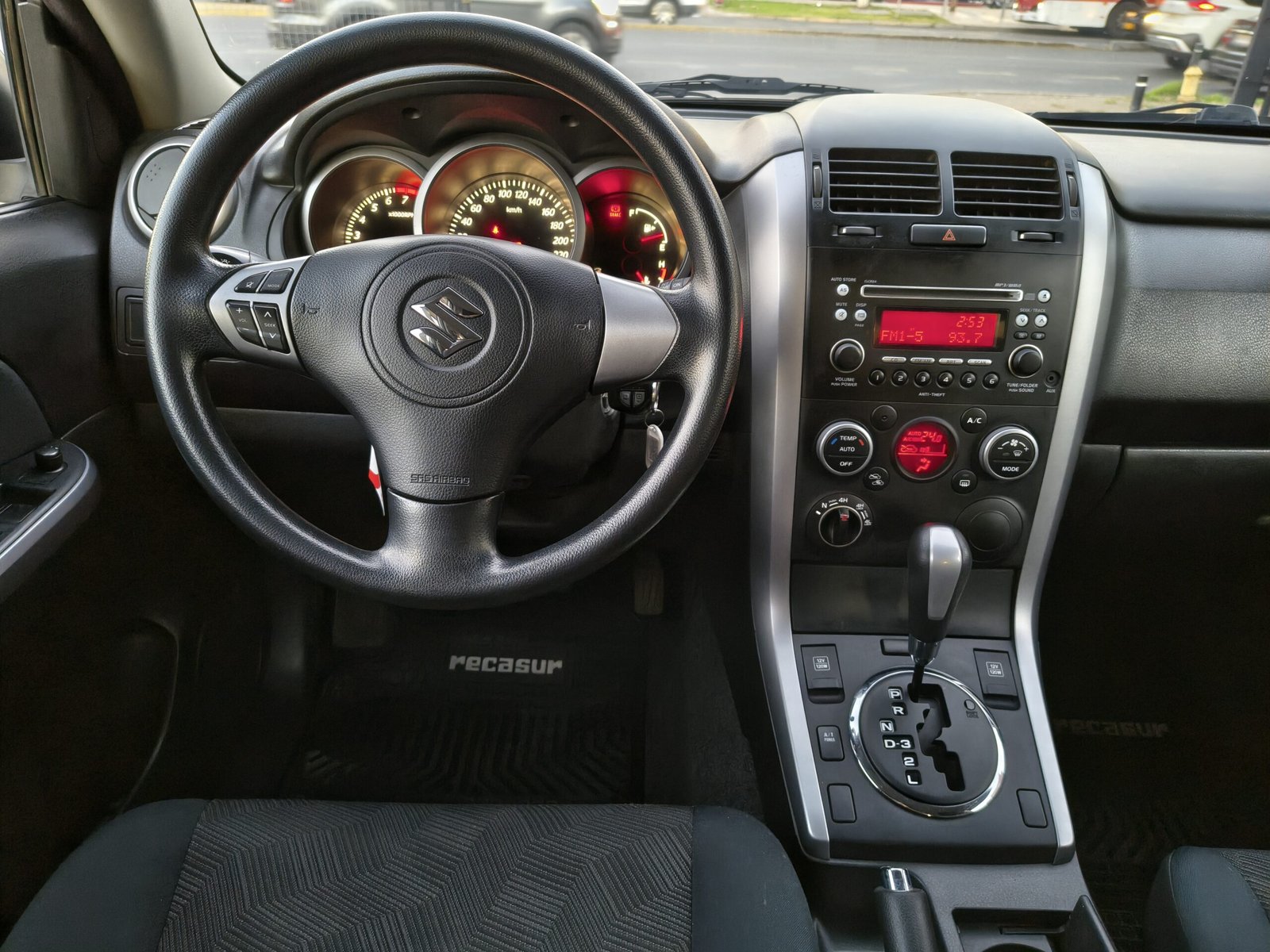 SUZUKI Grand Vitara 2016 - Imagen 13 de 20