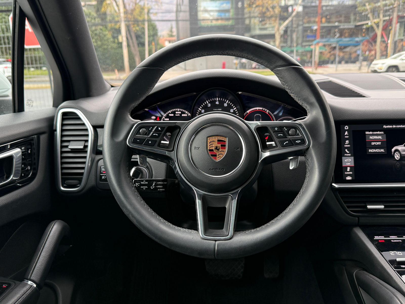 PORSCHE Cayenne 2018 - Imagen 13 de 20
