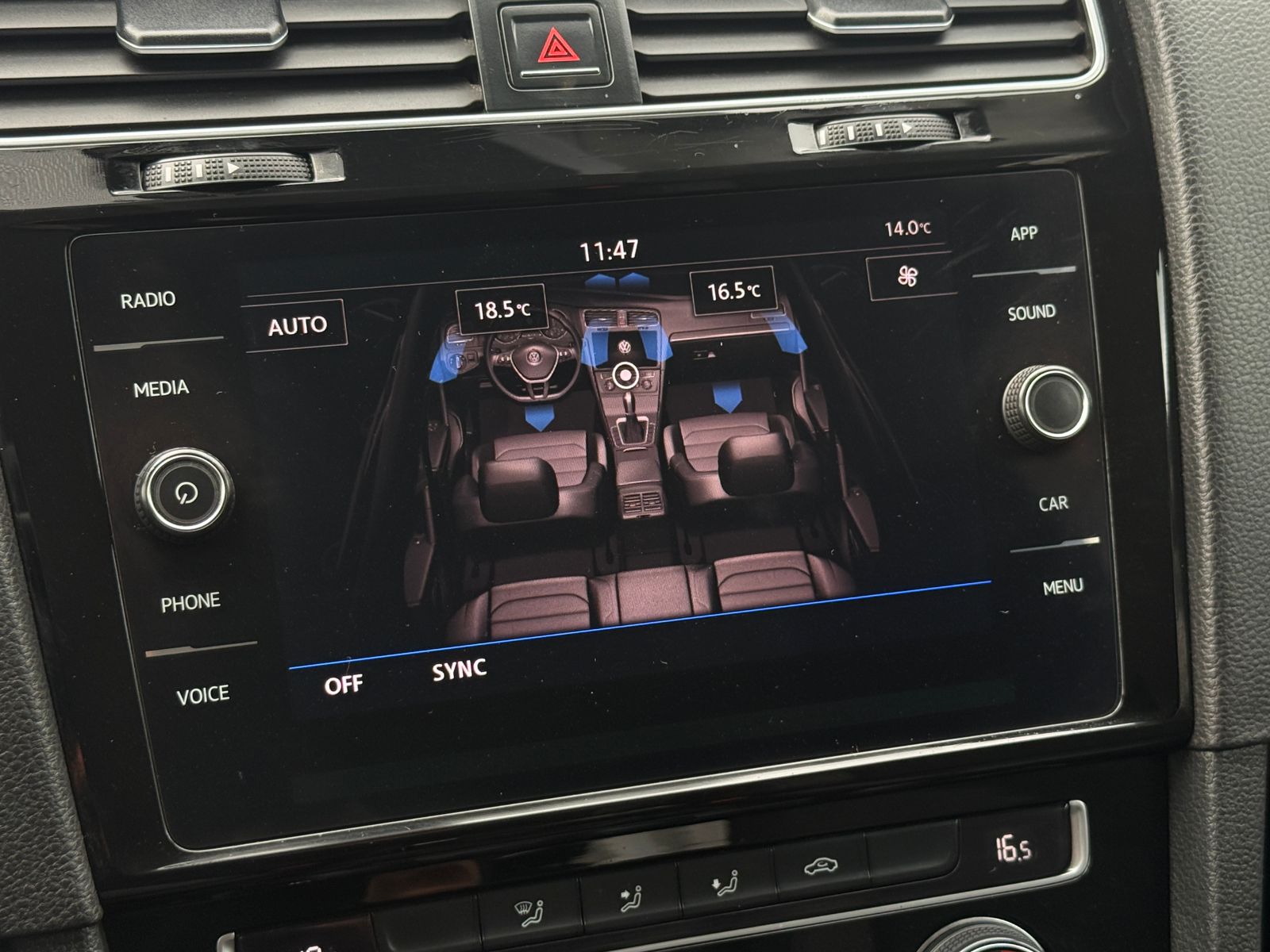 Volkswagen Golf 2018 - Imagen 18 de 20