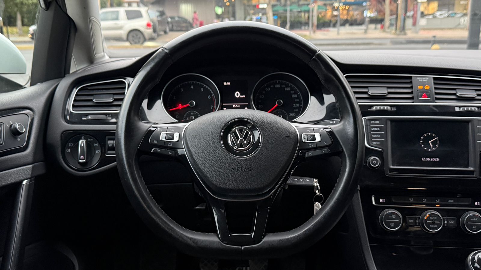 VOLKSWAGEN Golf 2016 - Imagen 12 de 20