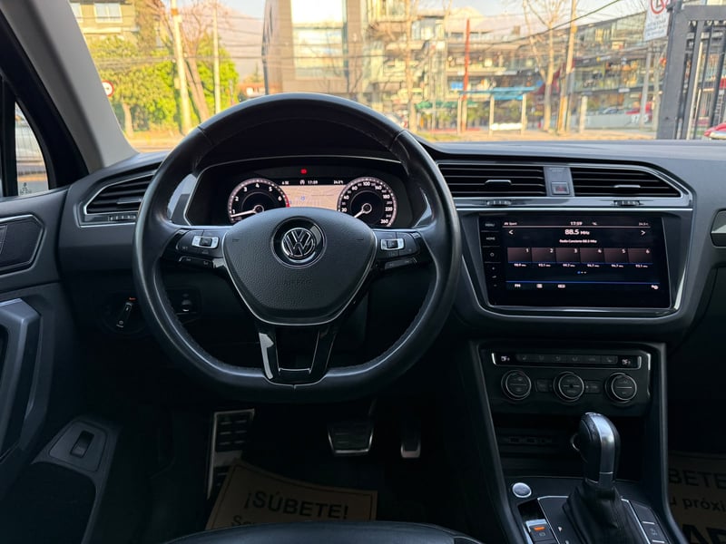 Volkswagen Tiguan Sport 2019 - Imagen 13 de 20