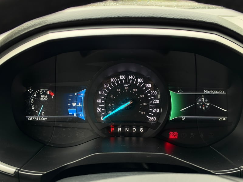 Ford Edge 2018 - Imagen 12 de 20