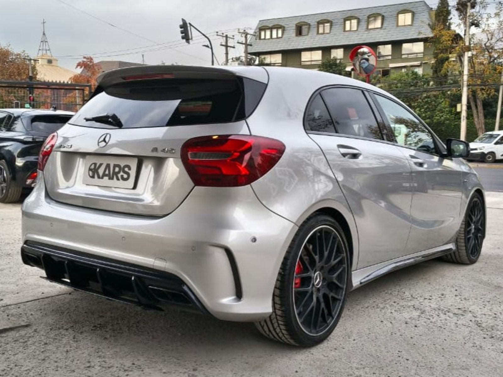 MERCEDES-BENZ A45 2018 - Imagen 5 de 20