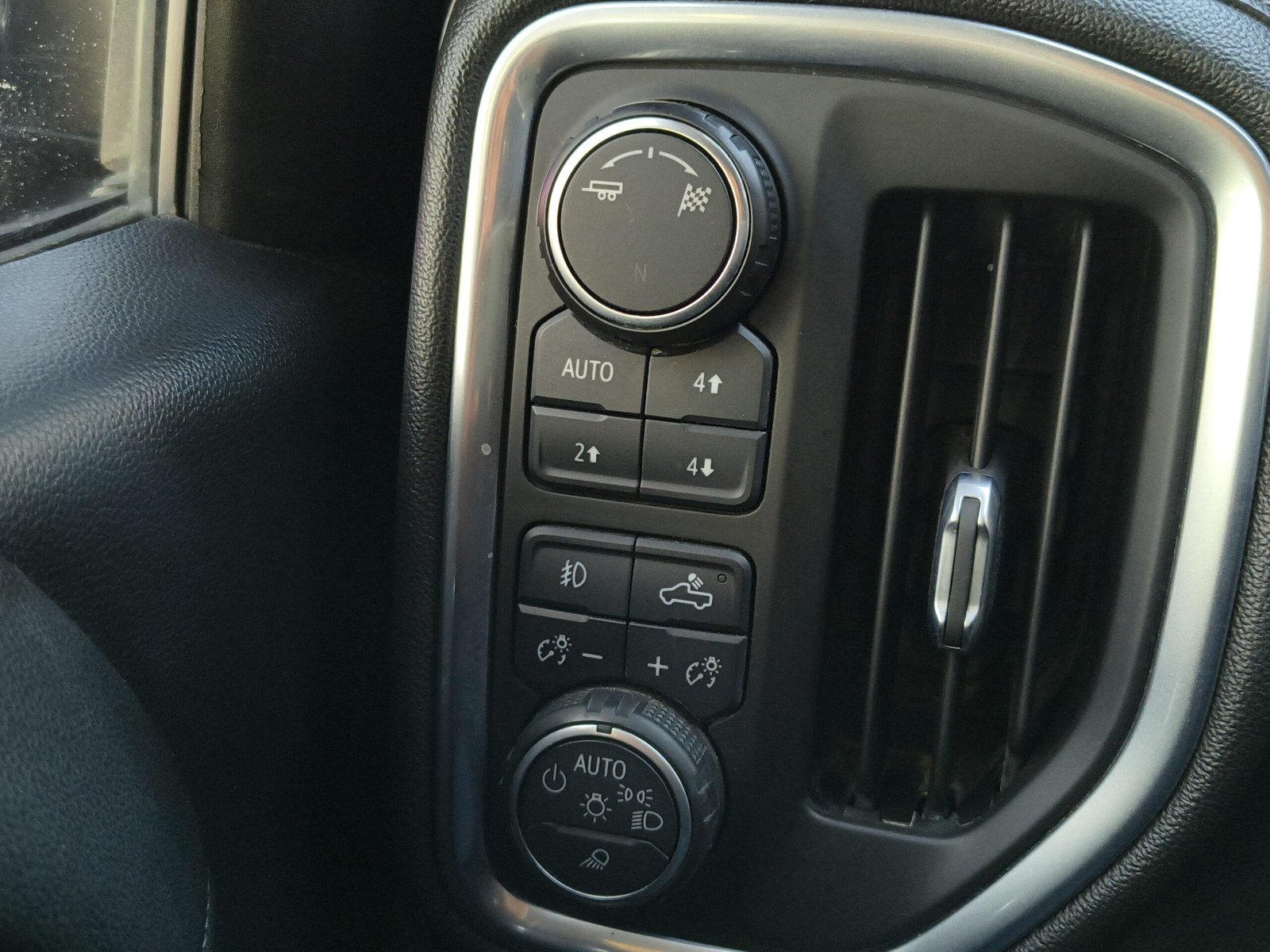CHEVROLET Silverado 2019 - Imagen 17 de 20