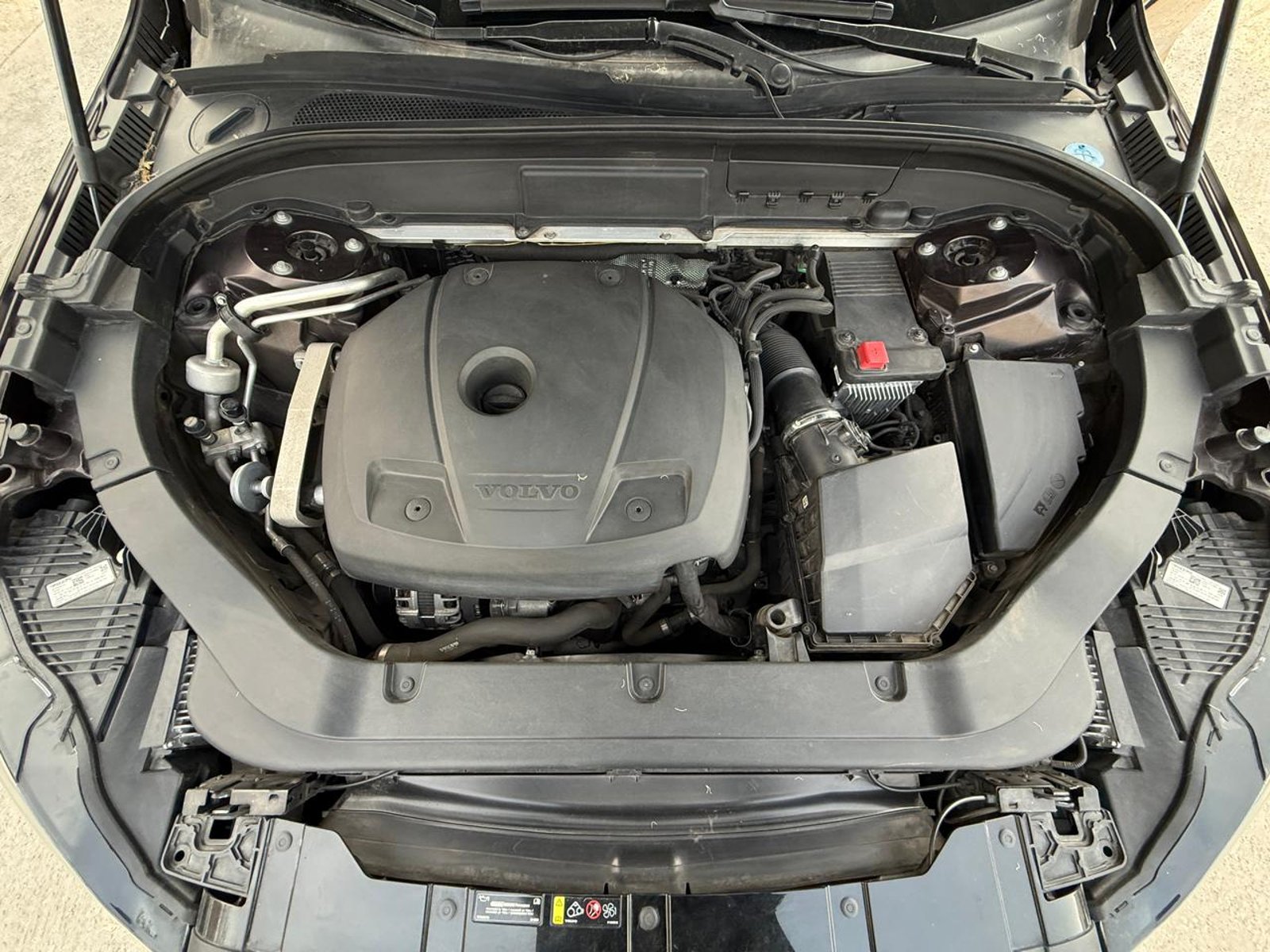 Volvo Xc60 2018 - Imagen 11 de 20