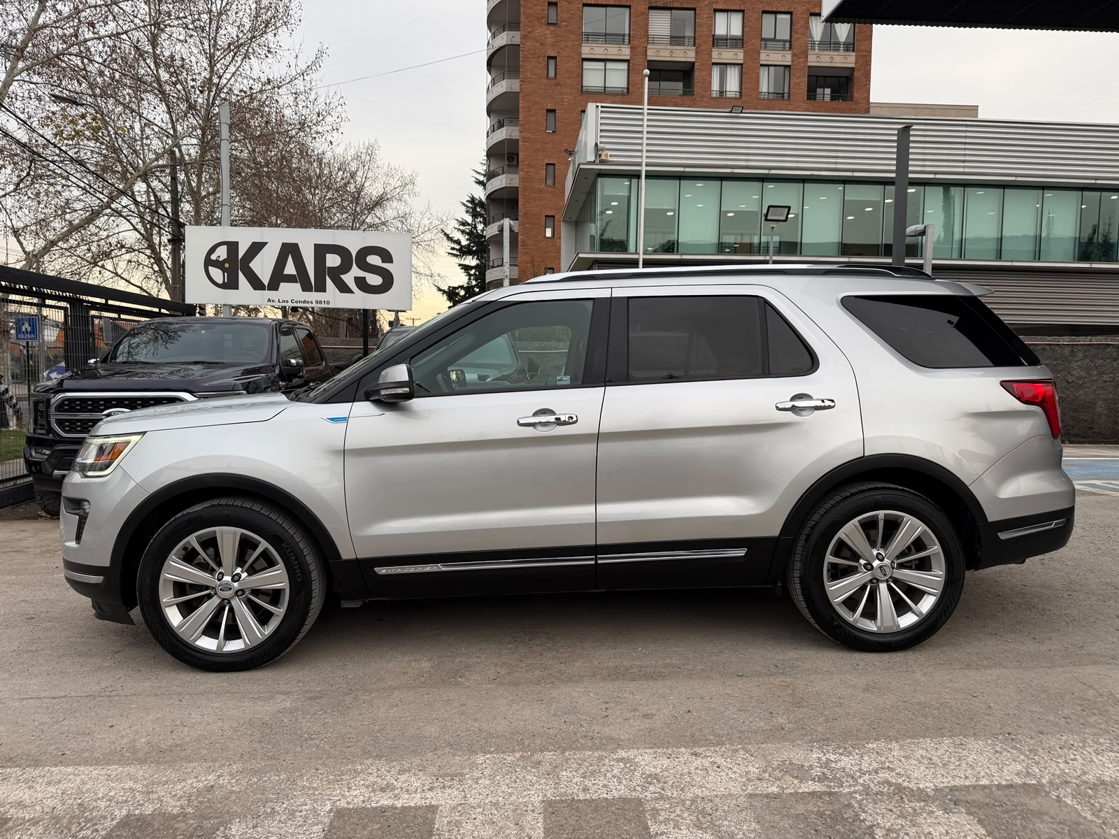 Ford Explorer 2019 - Imagen 8 de 20