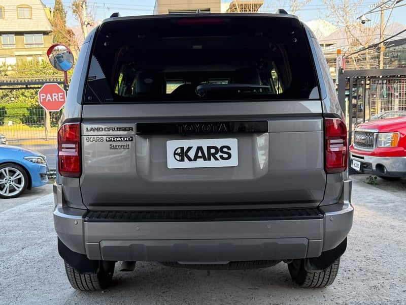 Toyota Land Cruiser Prado 2025 - Imagen 6 de 20