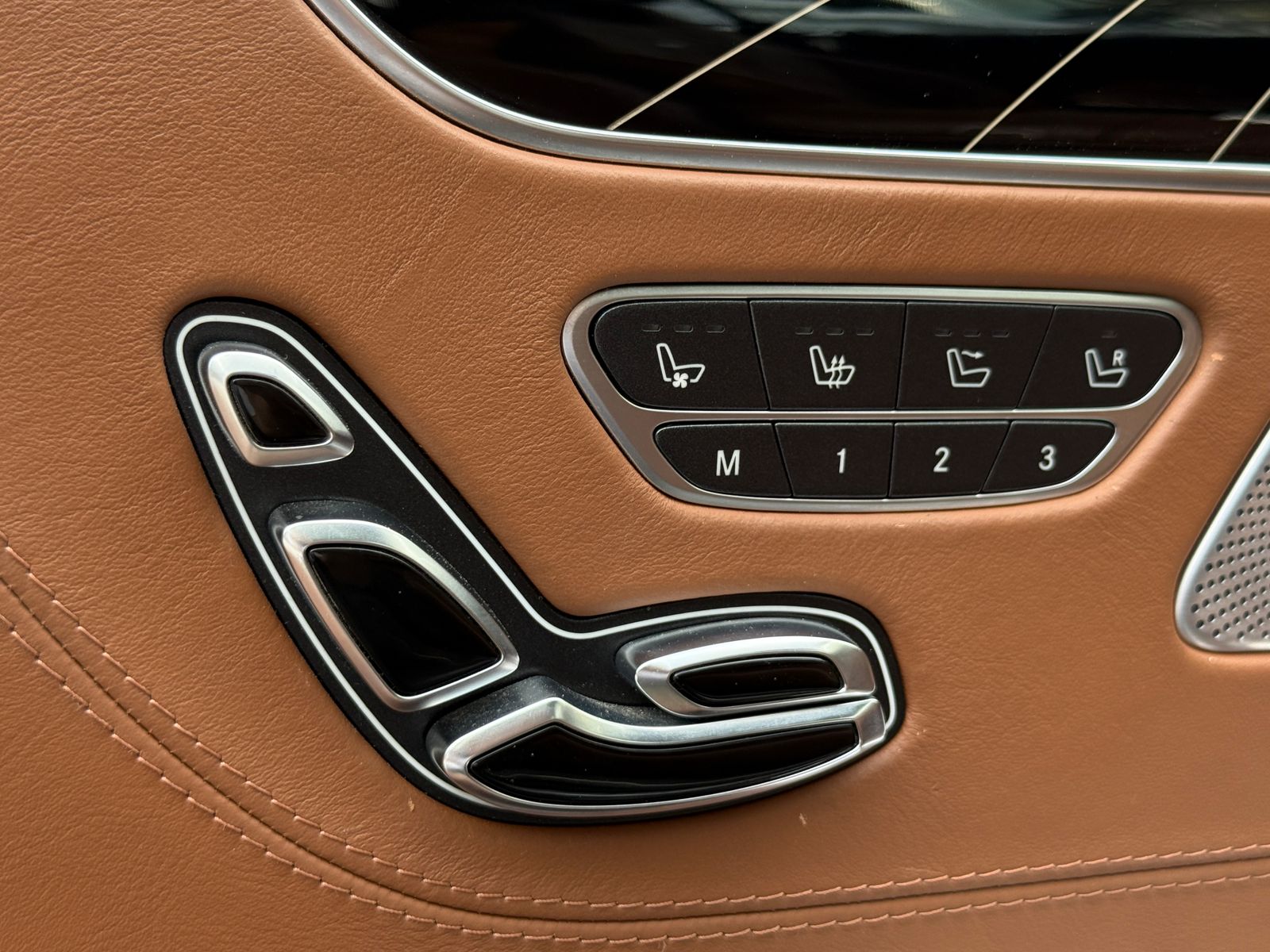 MERCEDES-BENZ S500 2017 - Imagen 19 de 20