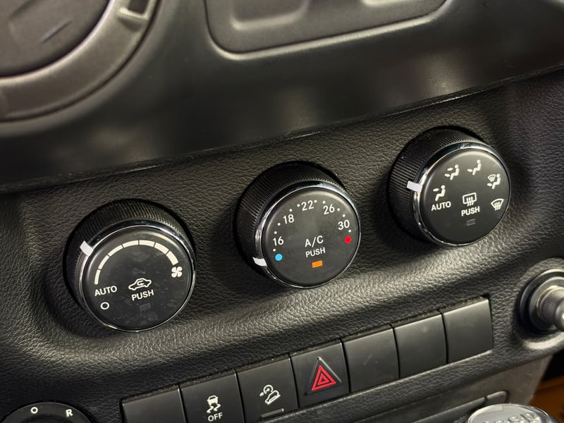 Jeep Wrangler Sport 2014 - Imagen 16 de 20