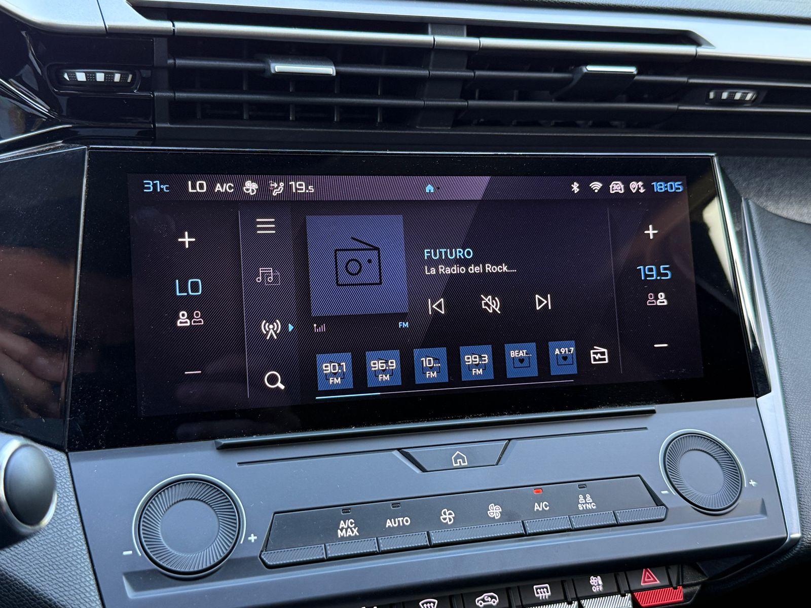 PEUGEOT 308 2024 - Imagen 19 de 20