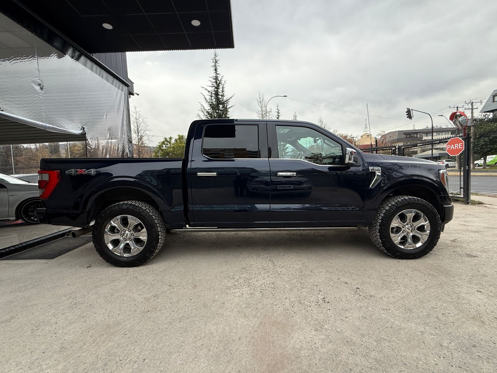 Ford F150 2023 - Foto 4 de 20