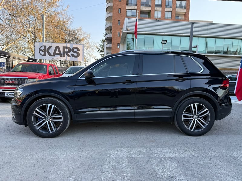 Volkswagen Tiguan Sport 2019 - Imagen 8 de 20