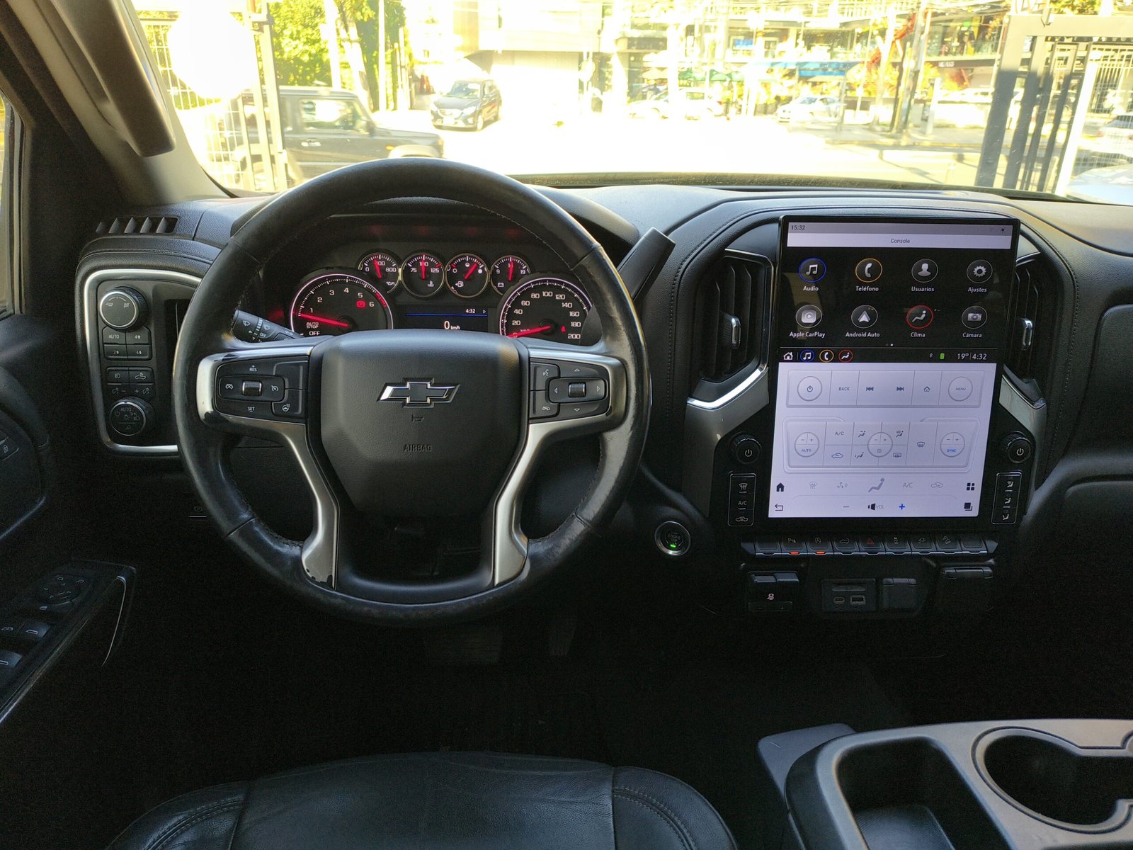 CHEVROLET Silverado 2019 - Imagen 14 de 20
