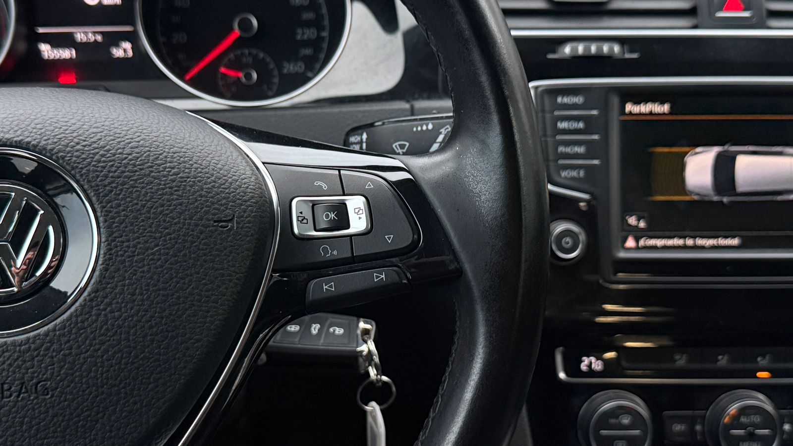 VOLKSWAGEN Golf 2016 - Imagen 15 de 20