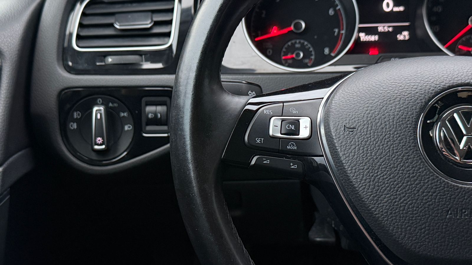VOLKSWAGEN Golf 2016 - Imagen 14 de 20