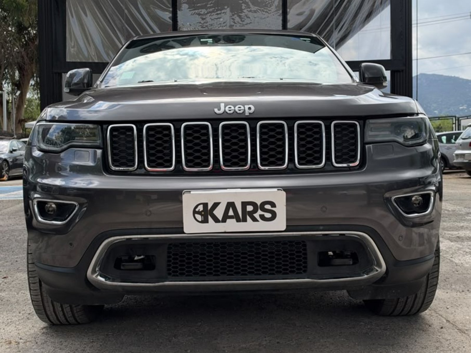 Jeep Grand Cherokee 2022 - Foto 2 de 20