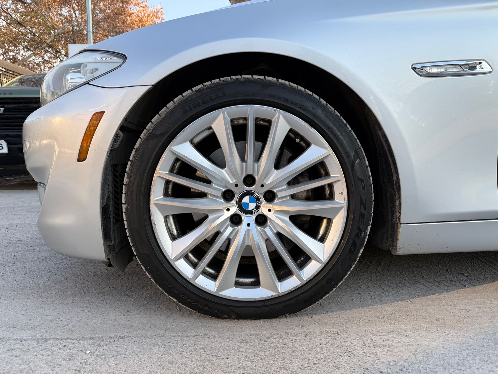 BMW 550 2012 - Imagen 9 de 20