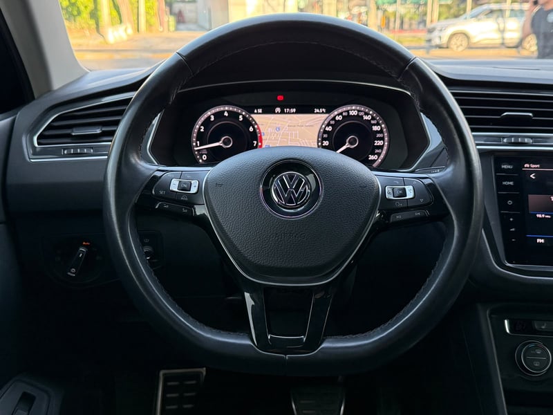 Volkswagen Tiguan Sport 2019 - Imagen 12 de 20