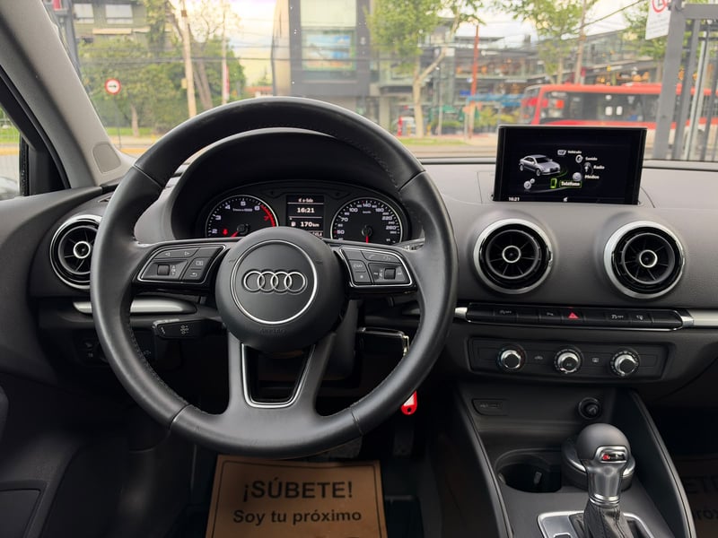 Audi A3 2017 - Imagen 13 de 20
