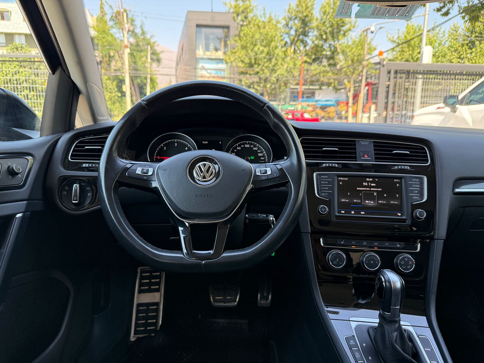 VOLKSWAGEN Golf 2017 - Imagen 13 de 20