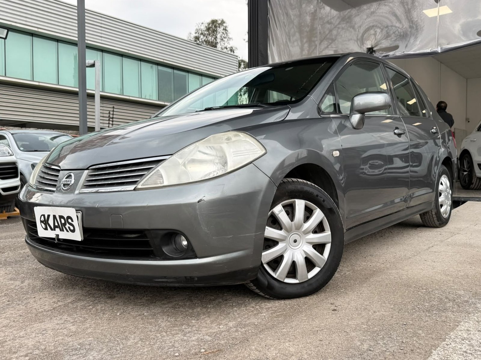 Nissan Tiida 2007 - Foto 2 de 20