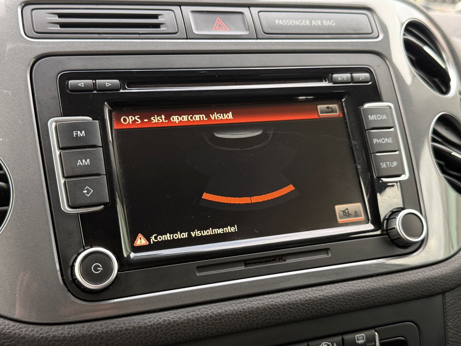VOLKSWAGEN Tiguan 2014 - Imagen 18 de 20