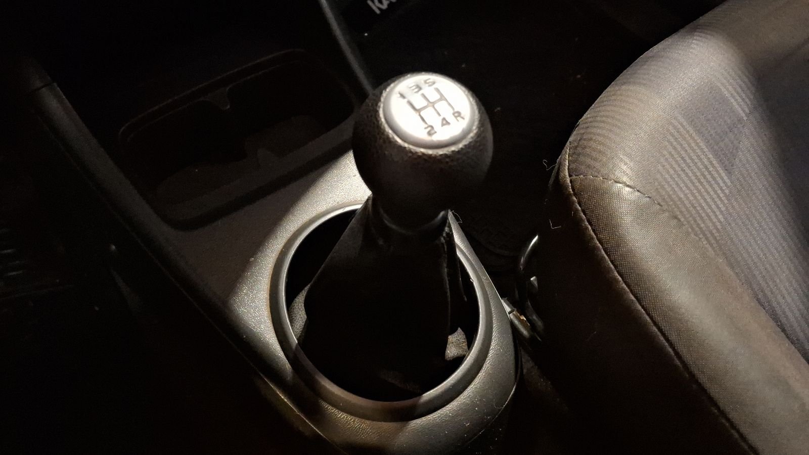 Suzuki Celerio 2014 - Imagen 11 de 15