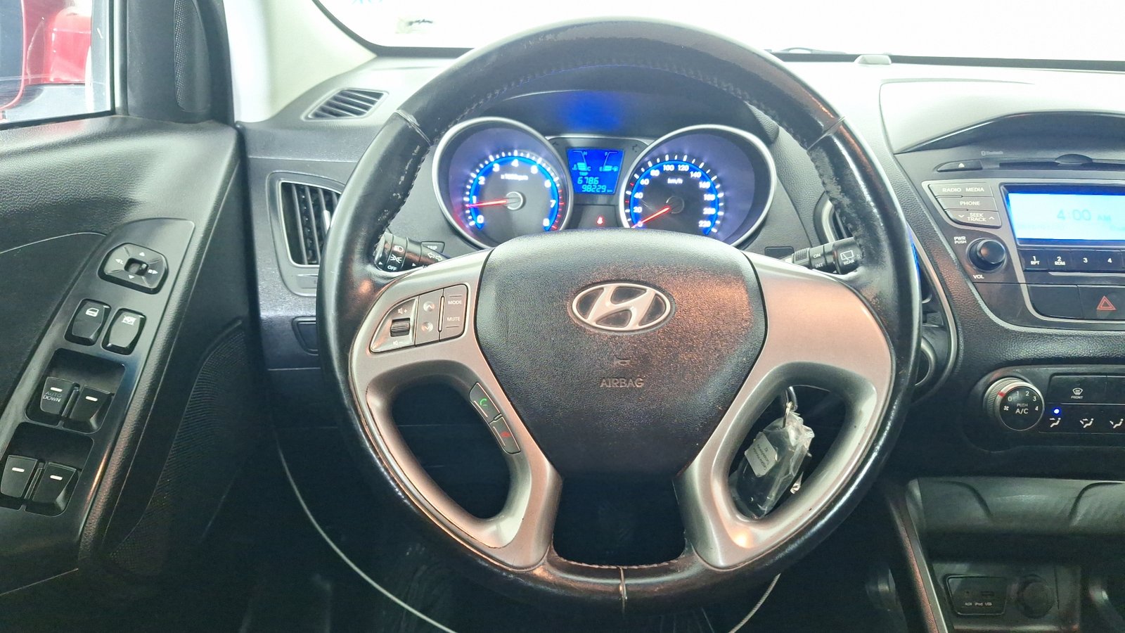 Hyundai Tucson 2015 - Imagen 9 de 16