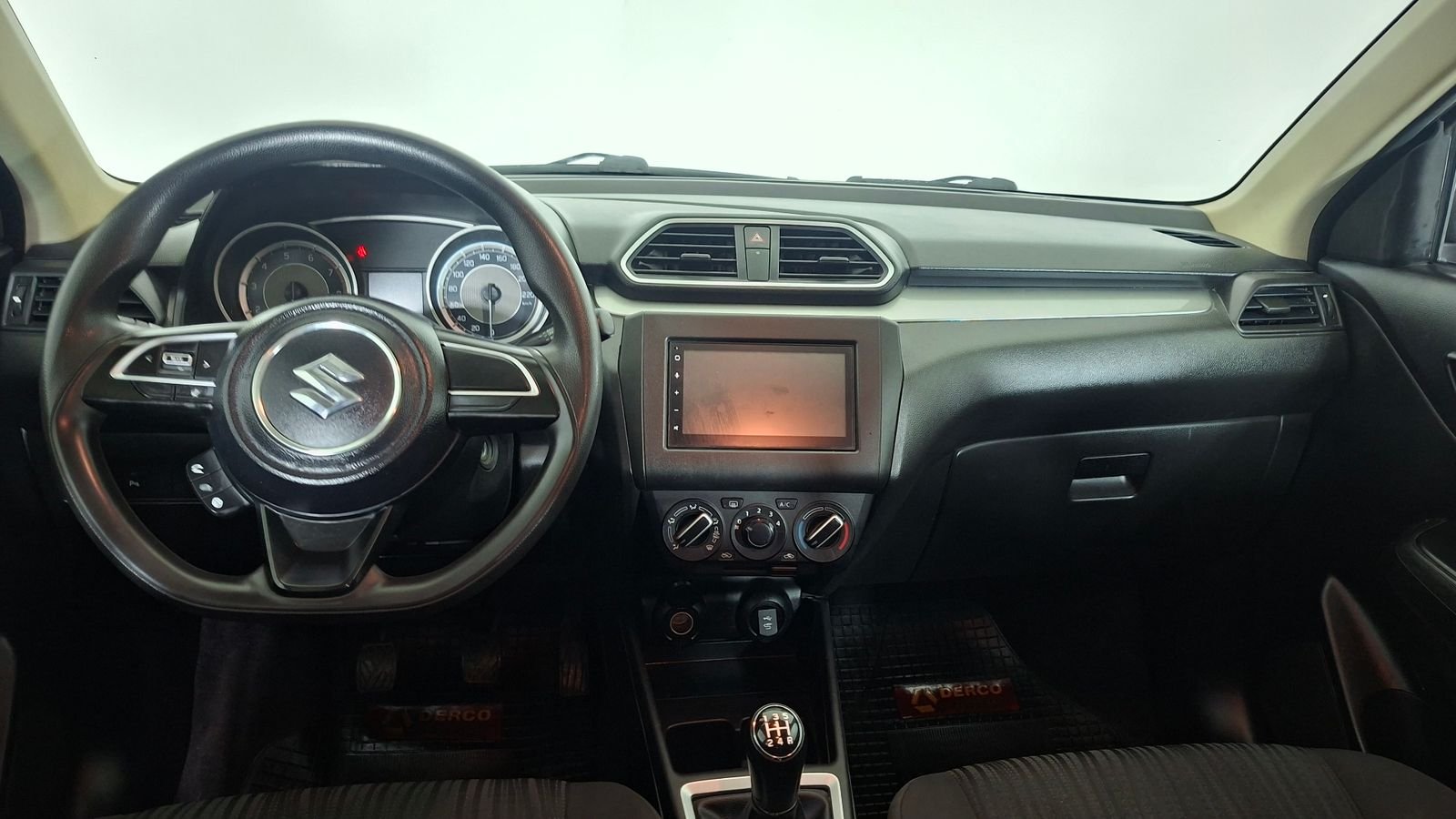 Suzuki Dzire 2022 - Imagen 8 de 16