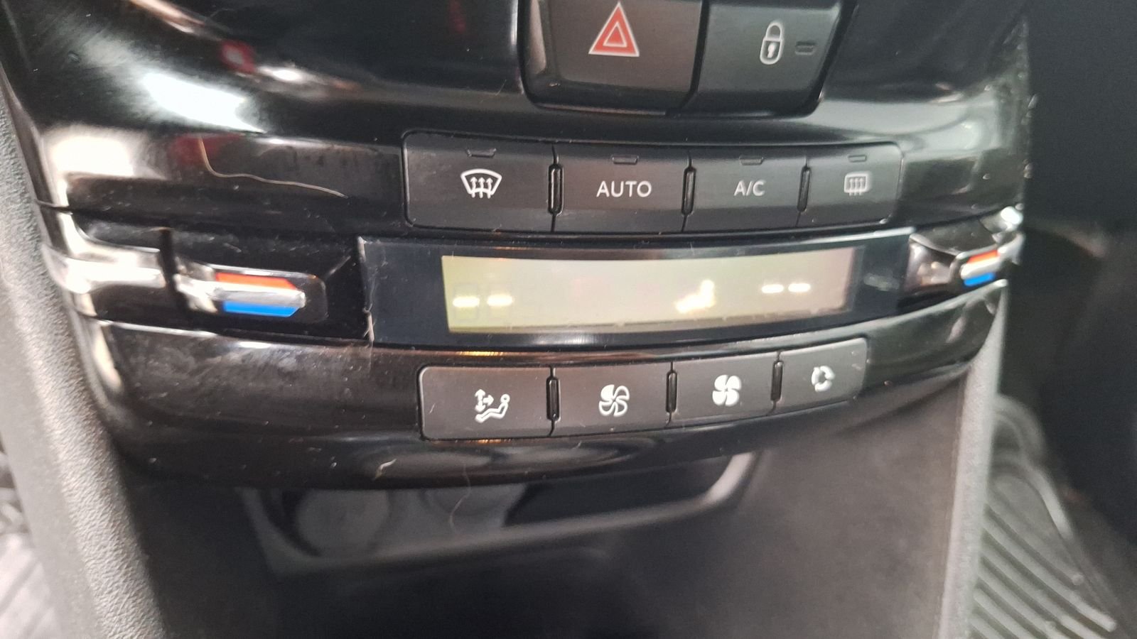 Peugeot 208 2019 - Imagen 15 de 15