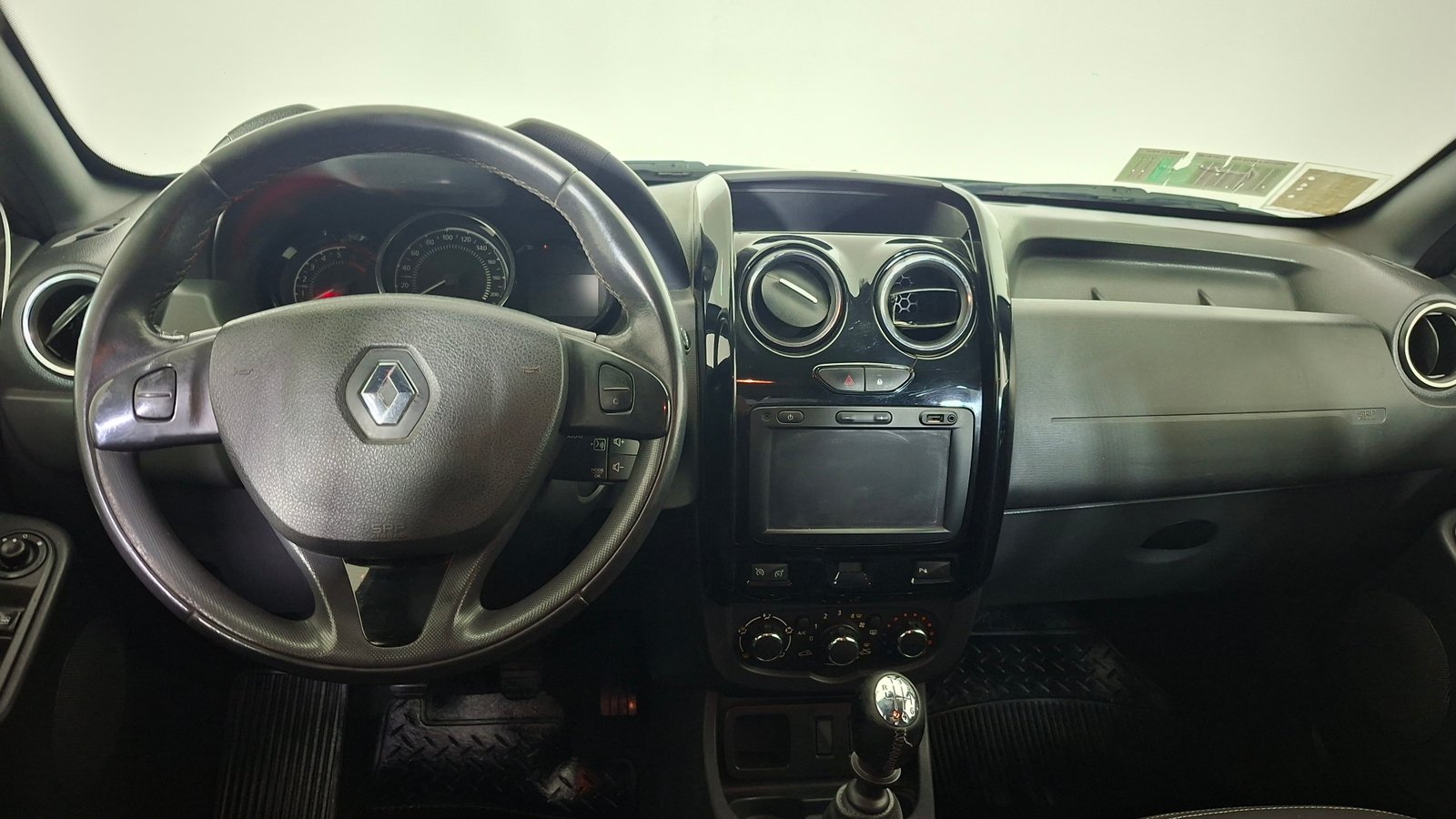 Renault Oroch 2018 - Imagen 8 de 15