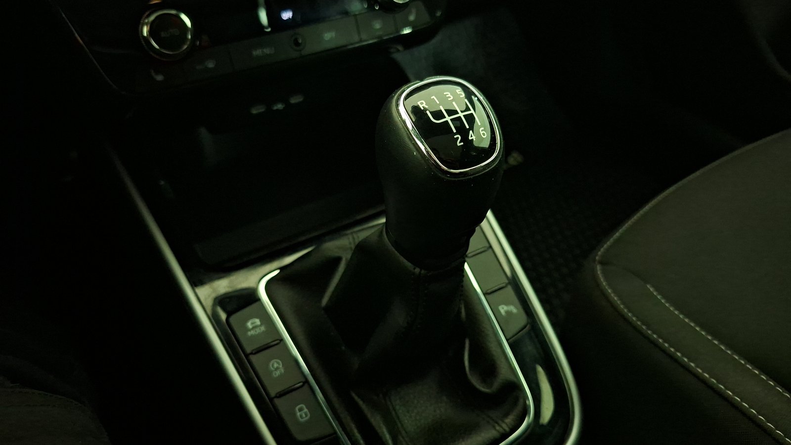Skoda Fabia 2024 - Imagen 12 de 18