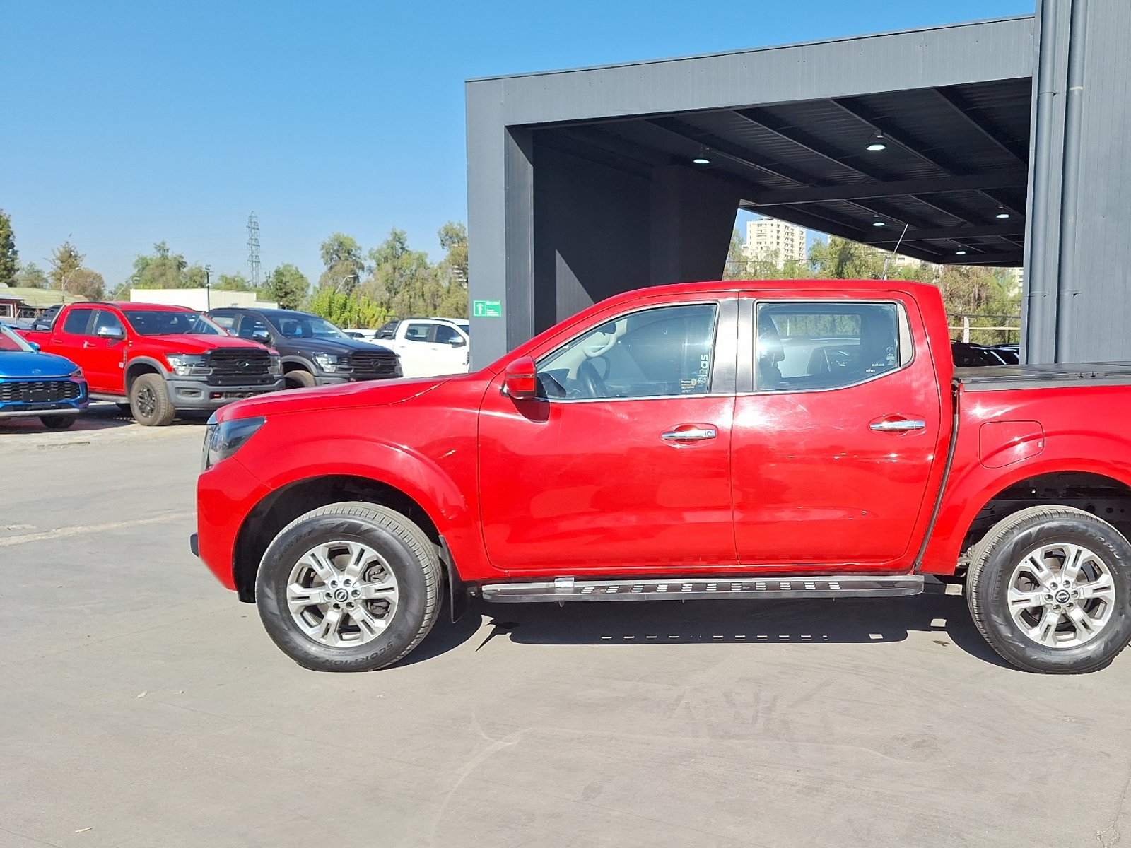 Nissan Navara 2023 - Foto 2 de 15