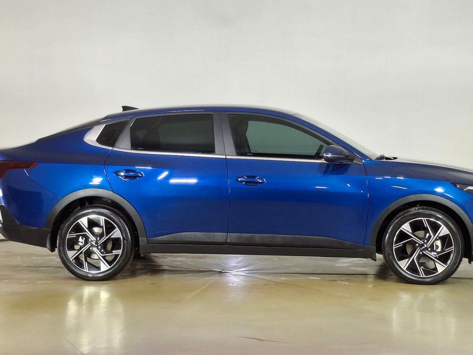 Kia K3 2024 - Foto 4 de 16