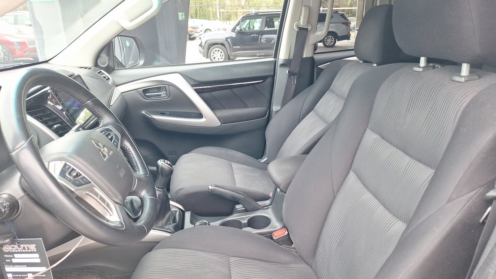 Mitsubishi Montero Sport 2018 - Imagen 15 de 16