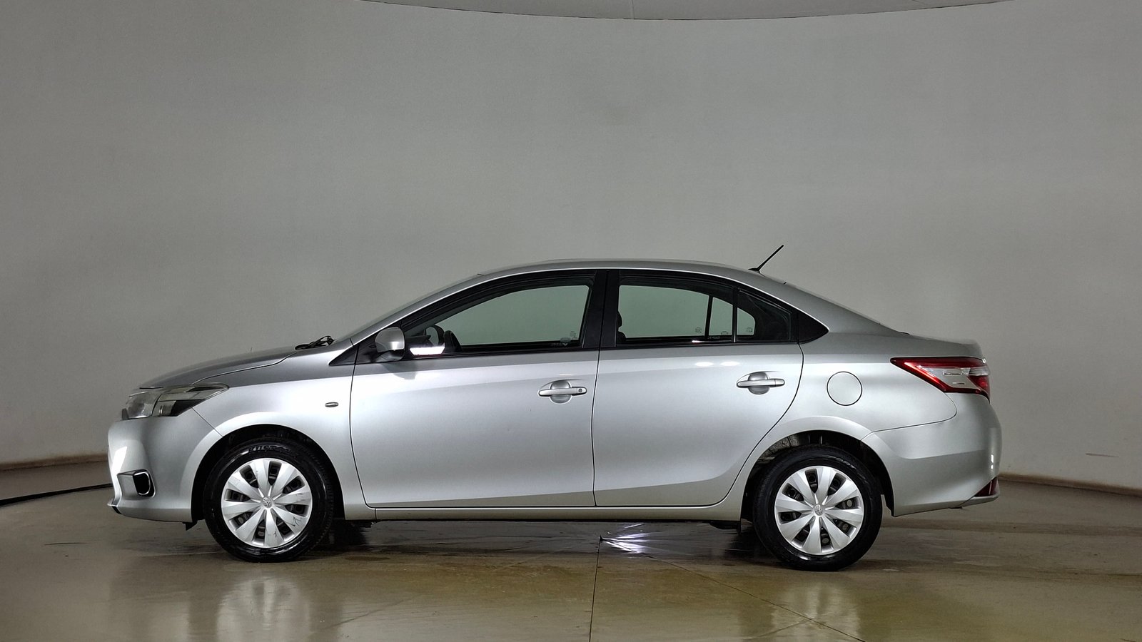 Toyota Yaris 2017 - Imagen 7 de 17