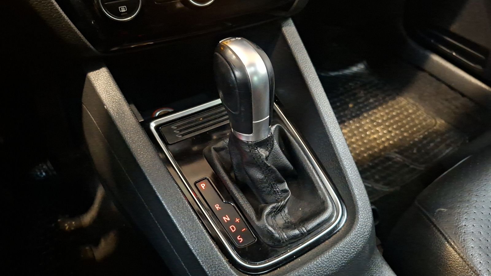 Volkswagen Bora 2016 - Imagen 12 de 17
