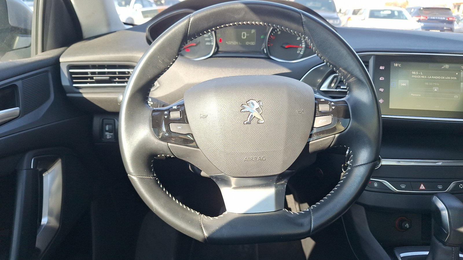 Peugeot 308 2017 - Imagen 8 de 16