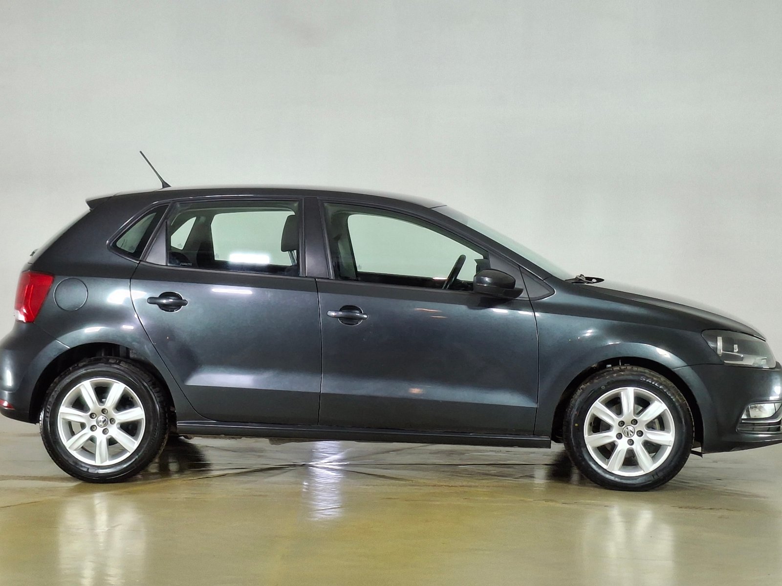 Volkswagen Polo 2017 - Foto 4 de 15