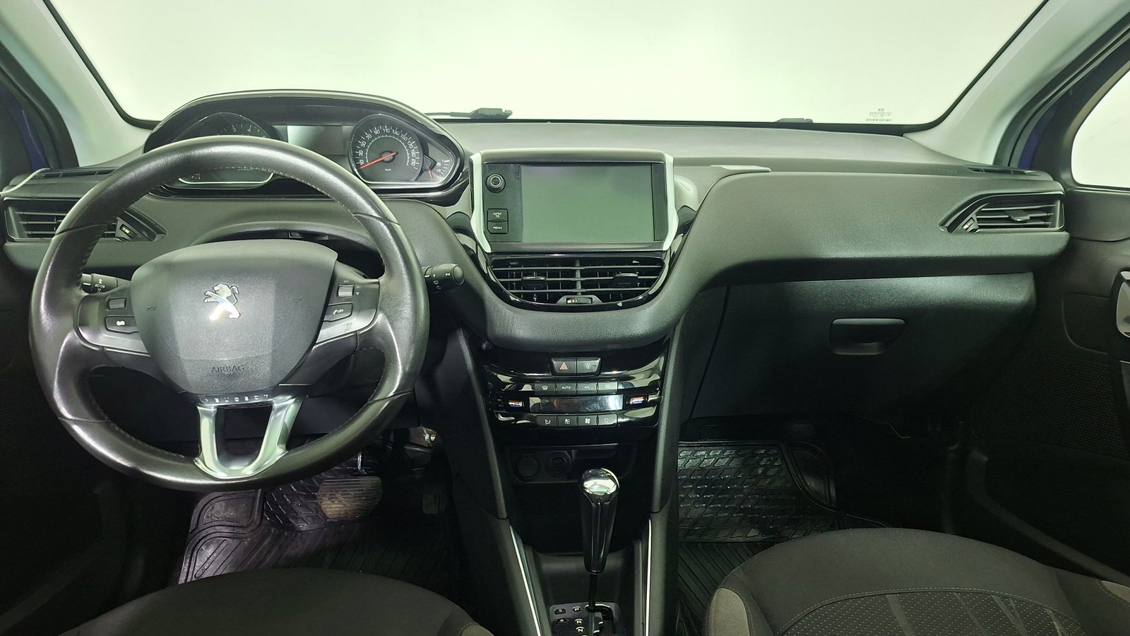 Peugeot 208 2014 - Imagen 8 de 17