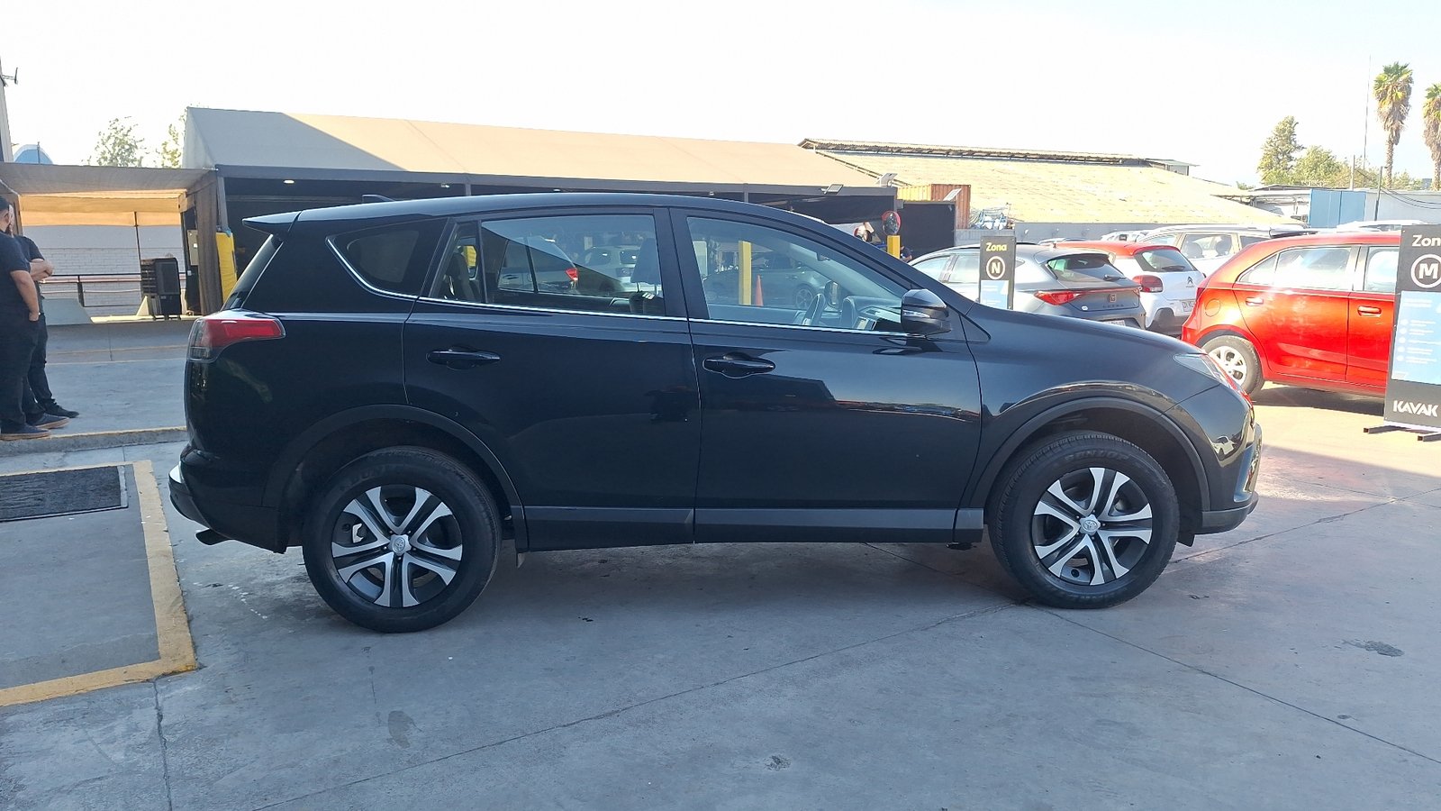 Toyota RAV4 2017 - Imagen 5 de 15