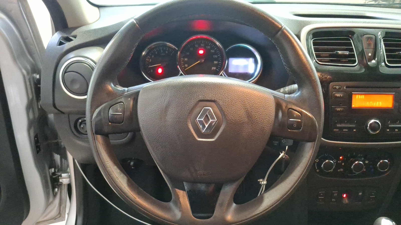 Renault Symbol 2017 - Imagen 8 de 15
