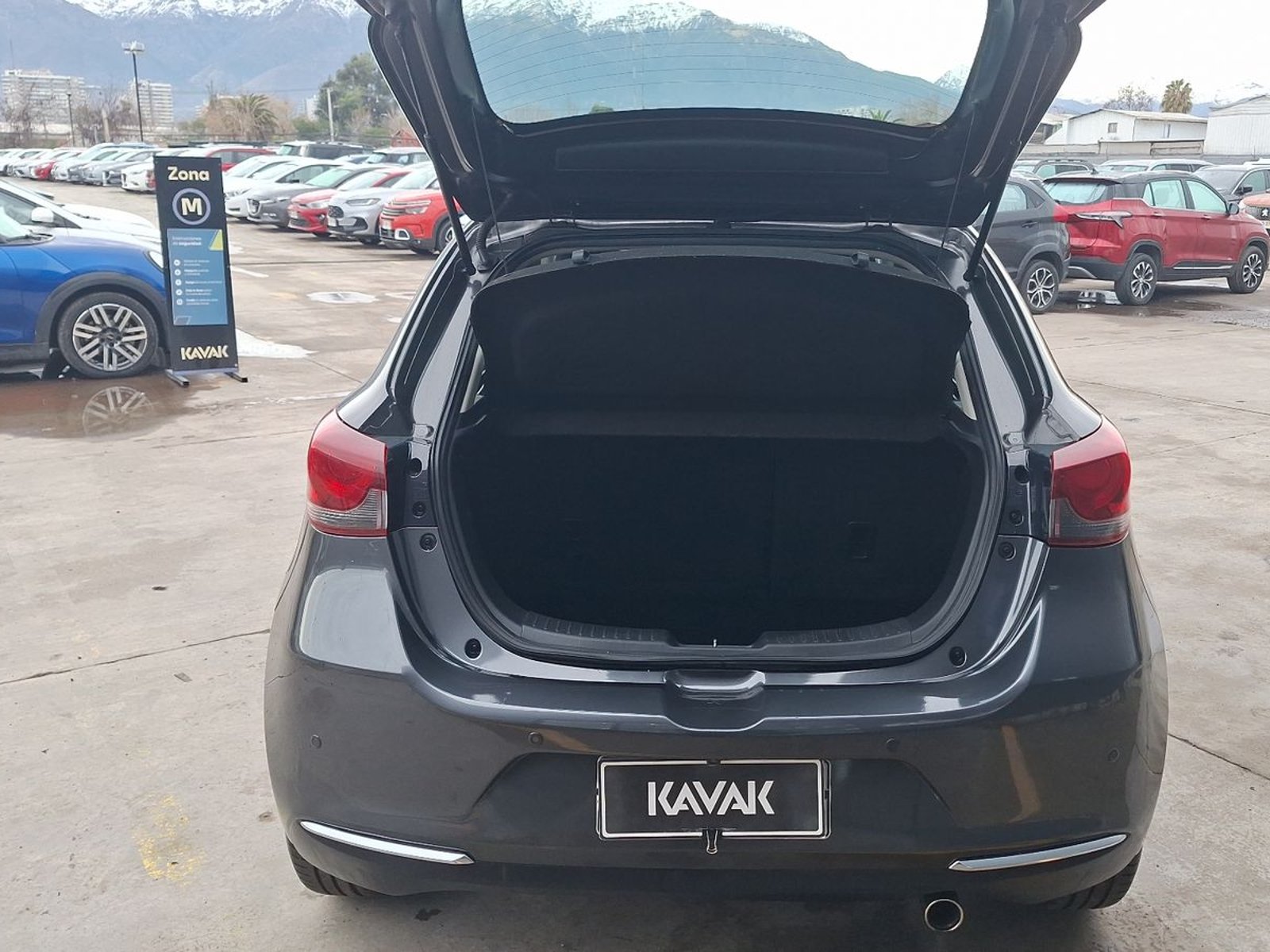 Mazda Mazda 2 2022 - Foto 4 de 15